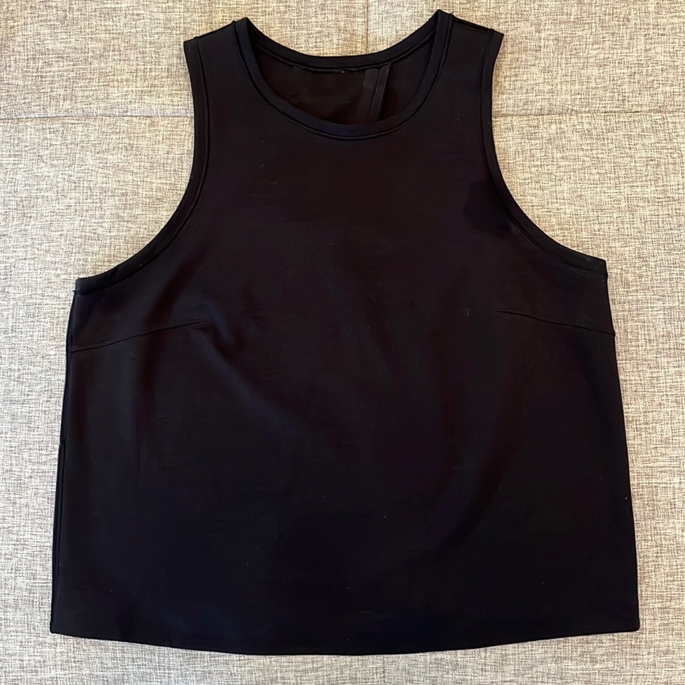 Lulu black tank, size 6, EUC